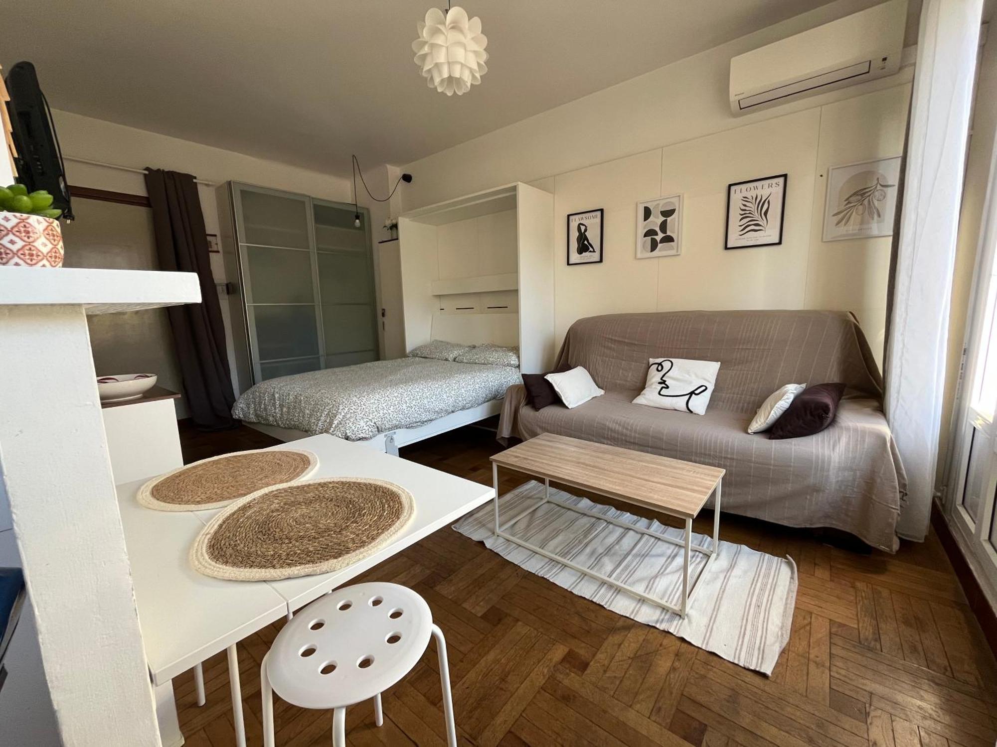 With Large Terrace Sea View 4th Floor Appartamento